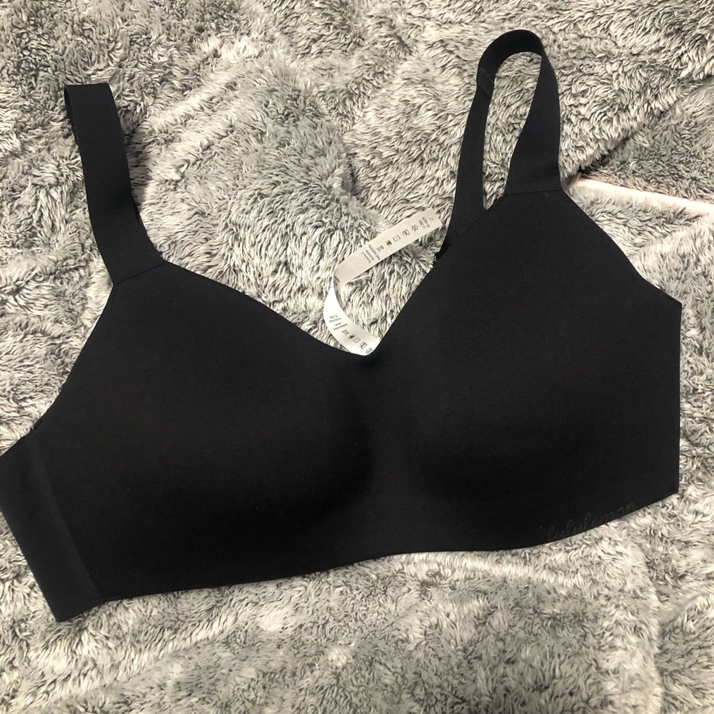 LULULEMON BRA